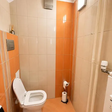 On The Edge Of The Center Apartman
